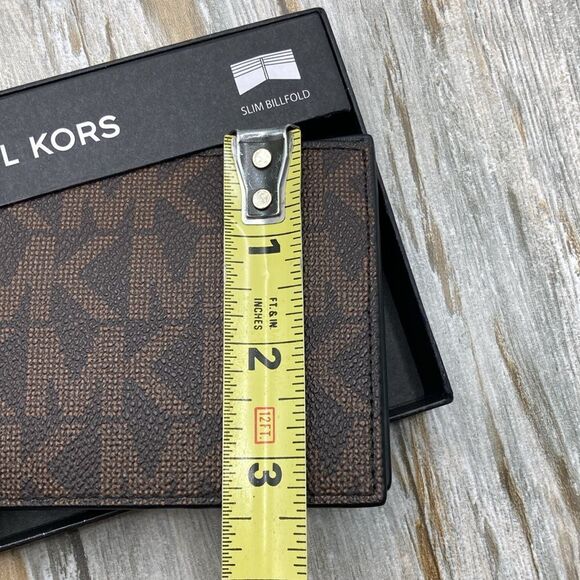 Men’s Michael Kors Jet Set Slim Bifold Wallet - Picture 9 of 9